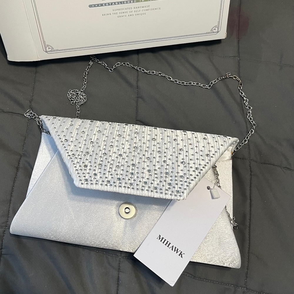 Mihawk Purse